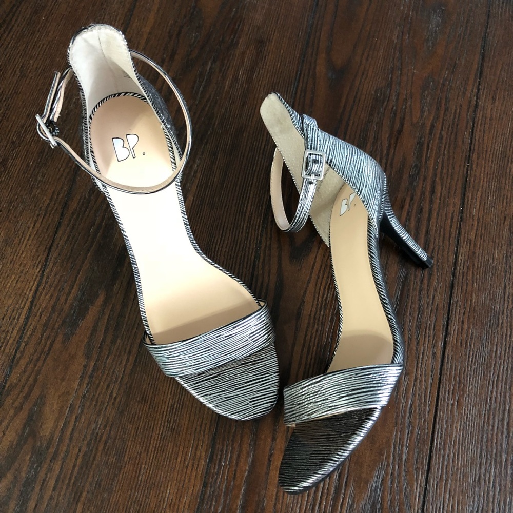 BP. Clothing Metallic in Silver Shoes Size 7.5